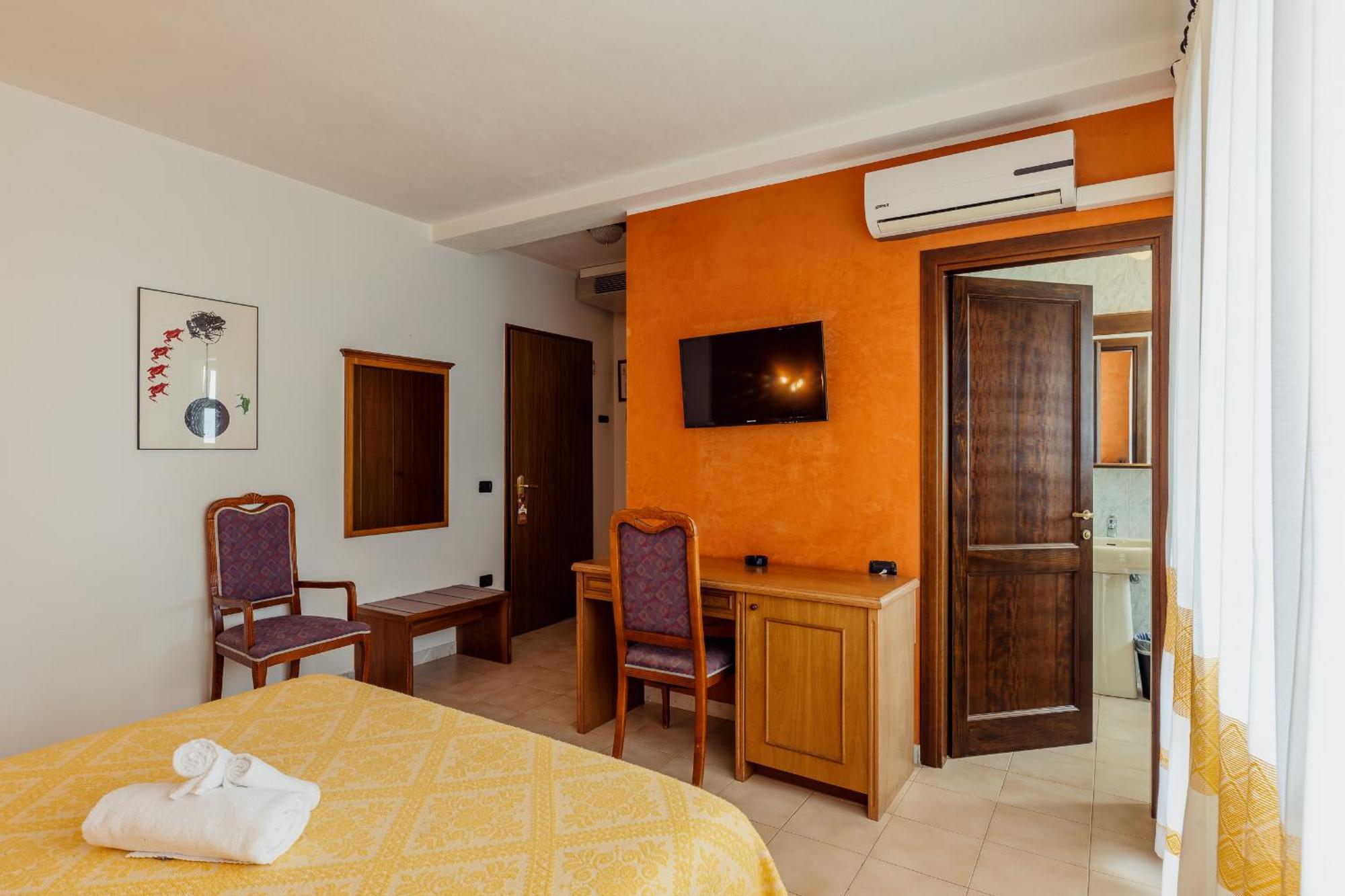 Malaspina Hotel & Resort Bosa Dış mekan fotoğraf
